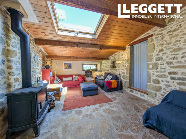 Image No.3-6 Bed House for sale