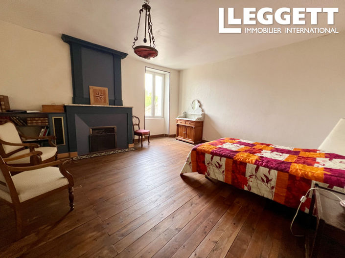 Image No.4-5 Bed House for sale