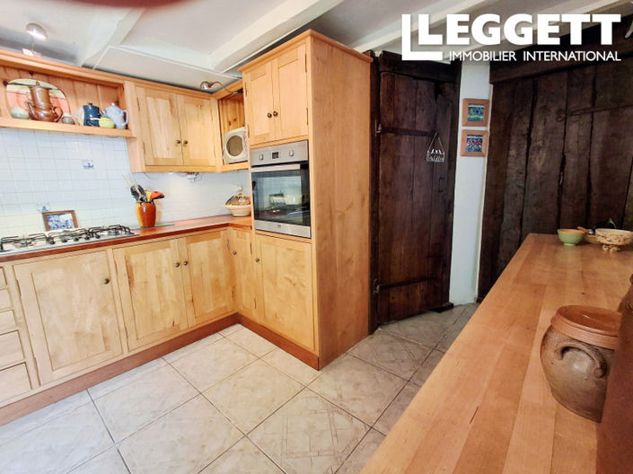 Image No.3-4 Bed House for sale