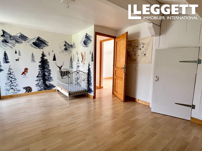 Image No.7-3 Bed House for sale