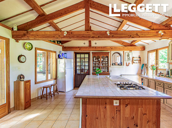 Image No.3-3 Bed House for sale