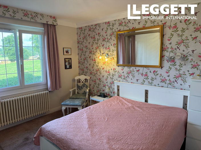 Image No.7-4 Bed House for sale