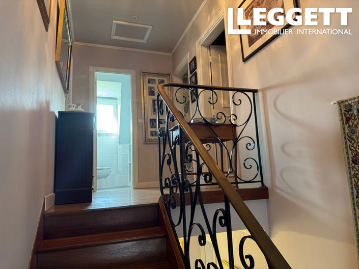 Image No.9-4 Bed House for sale