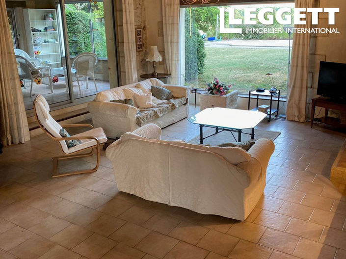 Image No.4-7 Bed House for sale