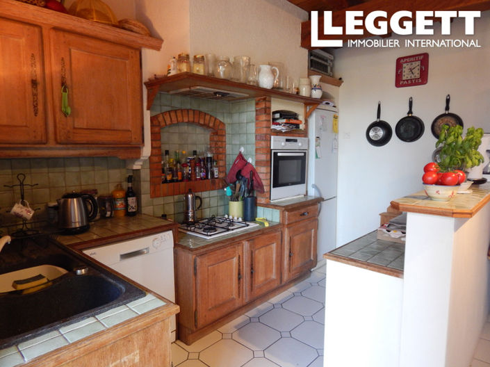 Image No.9-7 Bed House for sale