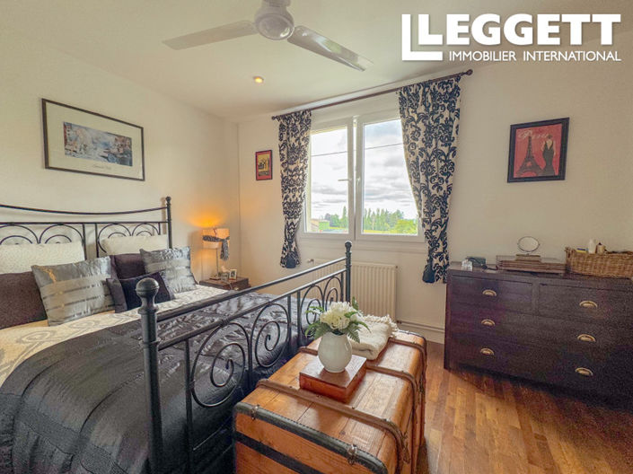 Image No.5-3 Bed House for sale