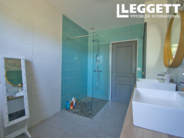 Image No.10-House for sale