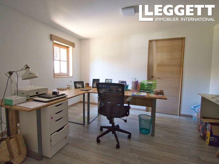 Image No.9-House for sale