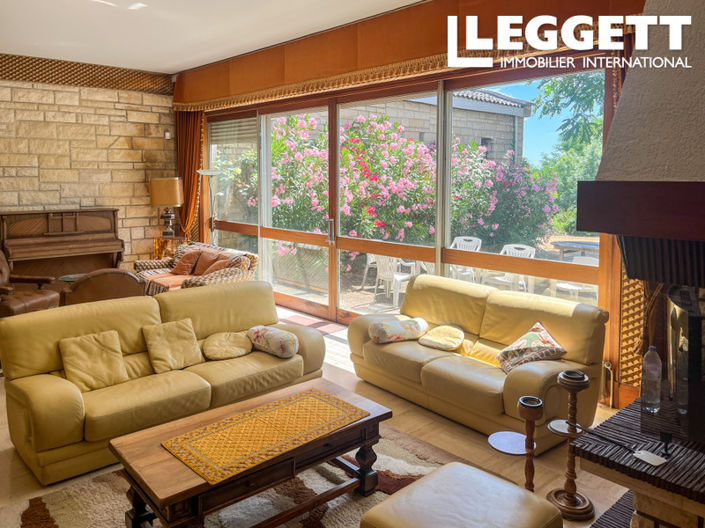 Image No.4-5 Bed House for sale