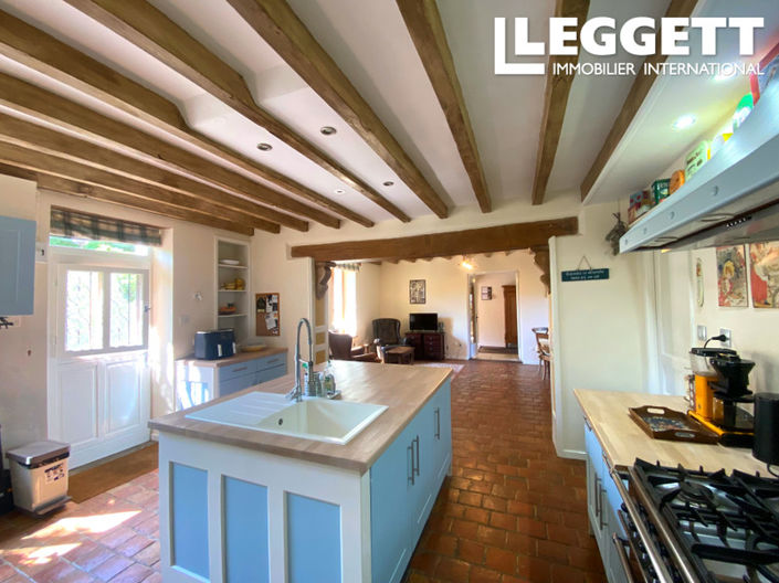 Image No.3-4 Bed House for sale