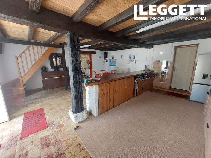 Image No.6-4 Bed House for sale