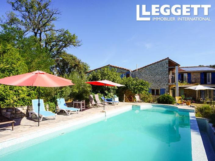 Image No.10-8 Bed House for sale