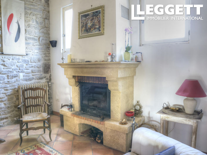 Image No.4-8 Bed House for sale