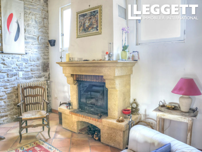 Image No.4-8 Bed House for sale