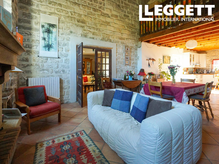 Image No.5-8 Bed House for sale