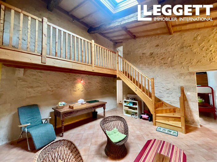 Image No.9-5 Bed House for sale