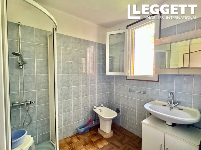 Image No.9-2 Bed House for sale