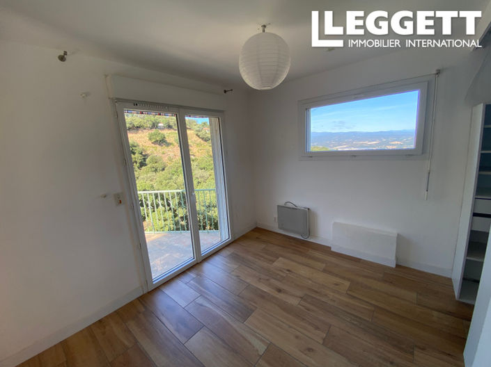 Image No.9-4 Bed House for sale