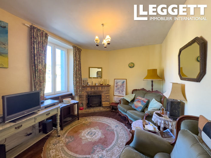 Image No.4-2 Bed House for sale