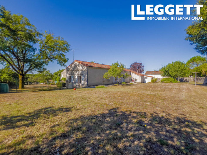 Image No.7-7 Bed House for sale