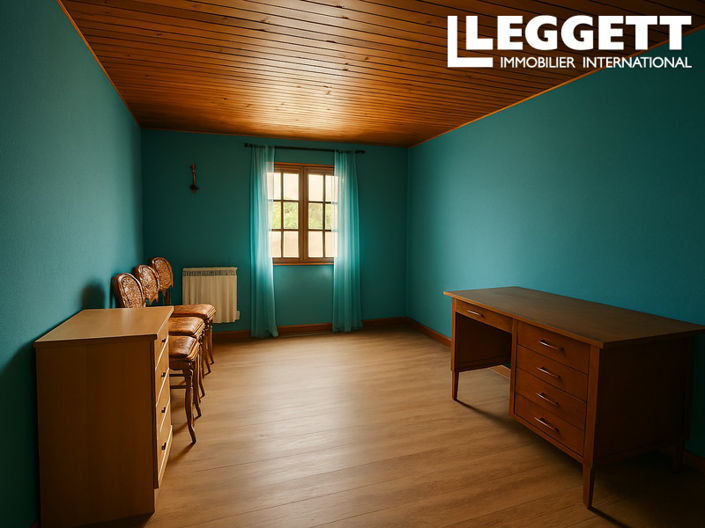 Image No.7-4 Bed House for sale