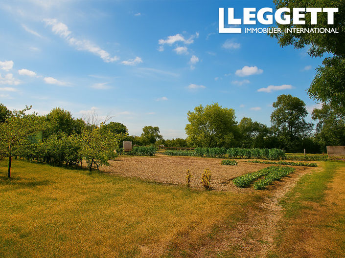 Image No.8-4 Bed House for sale