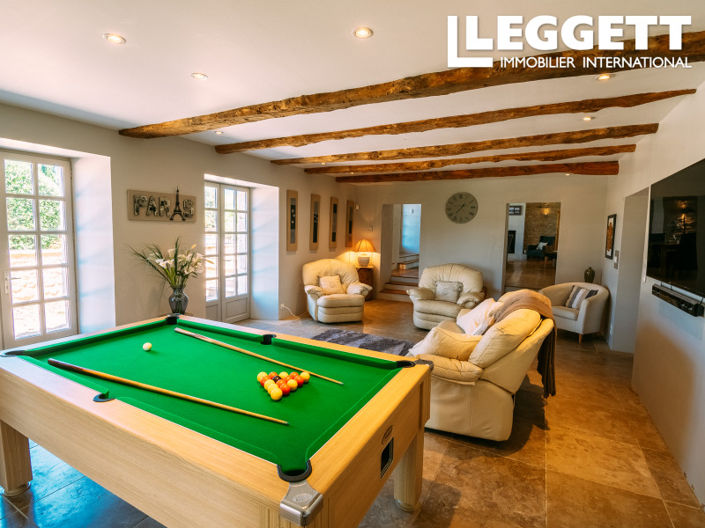 Image No.9-5 Bed House for sale