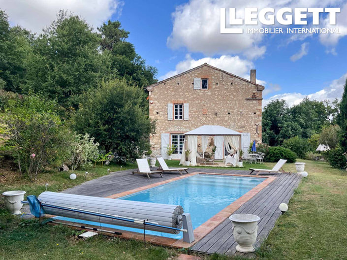 Image No.2-4 Bed House for sale