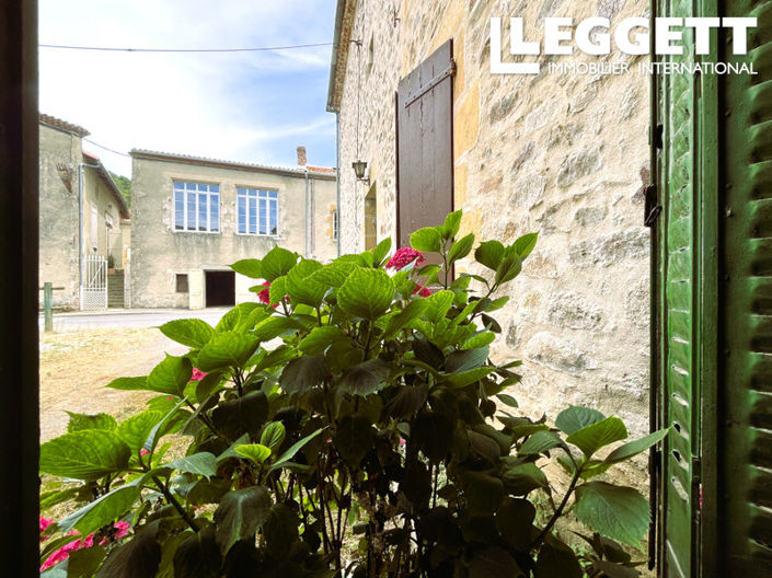 Image No.6-Maison de 2 chambres à vendre à Confolens