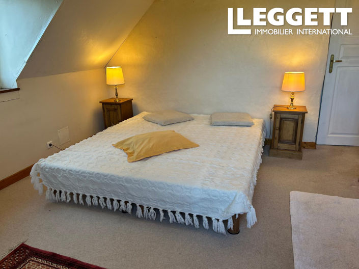 Image No.6-4 Bed House for sale