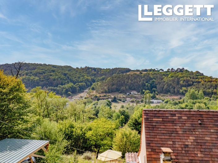 Image No.10-1 Bed House for sale