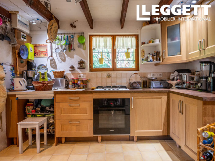 Image No.5-1 Bed House for sale