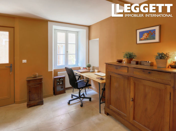 Image No.6-3 Bed House for sale