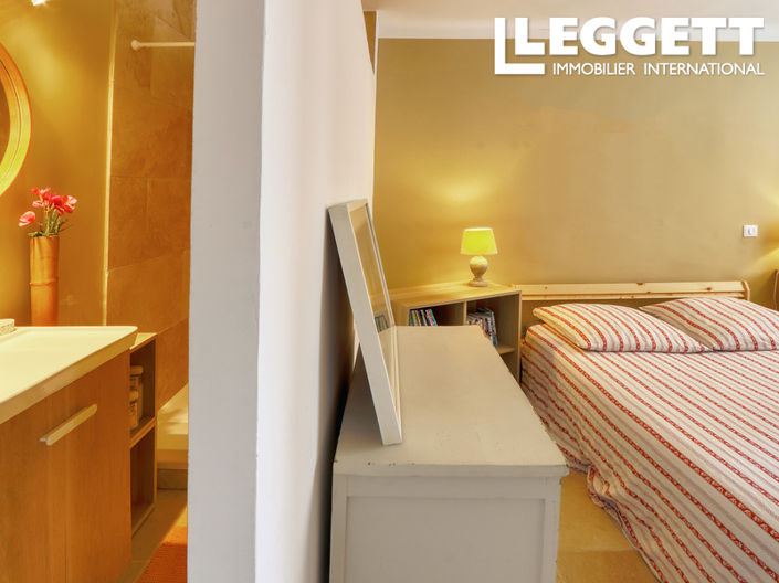 Image No.7-3 Bed House for sale