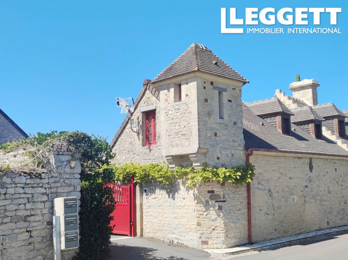 Image No.7-7 Bed House for sale