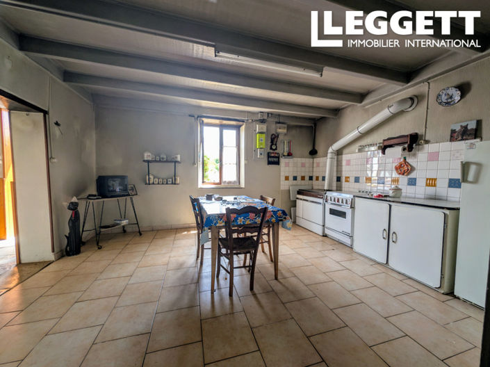 Image No.7-2 Bed House for sale