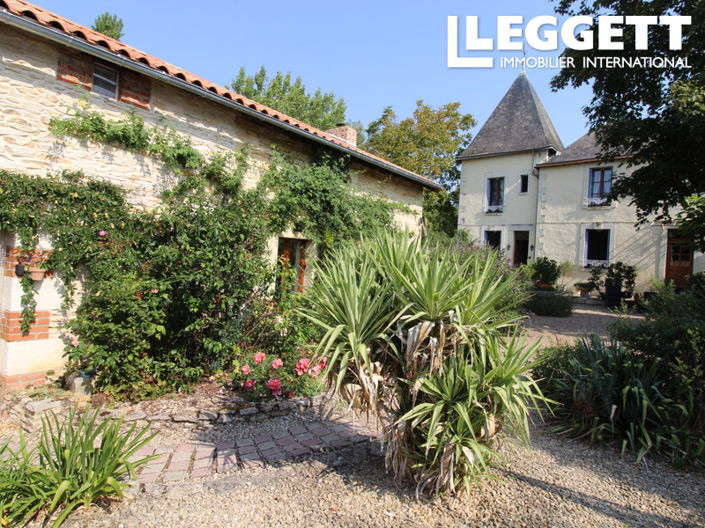 Image No.1-4 Bed House for sale