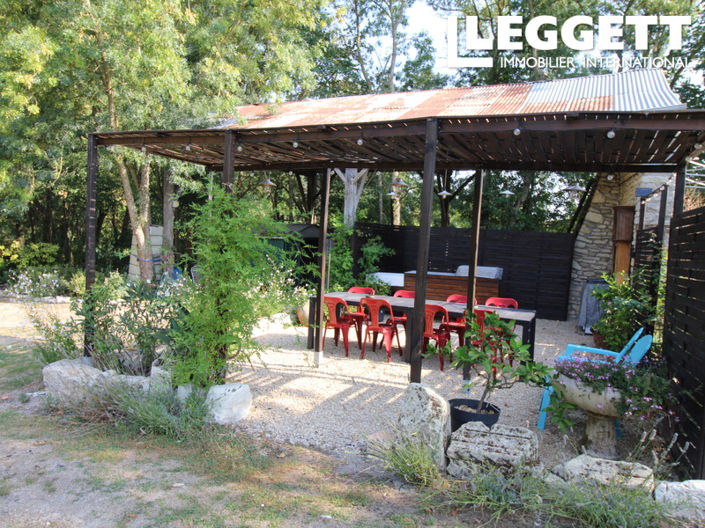 Image No.6-4 Bed House for sale