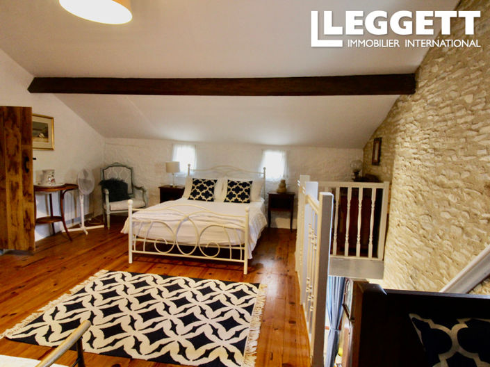 Image No.7-4 Bed House for sale