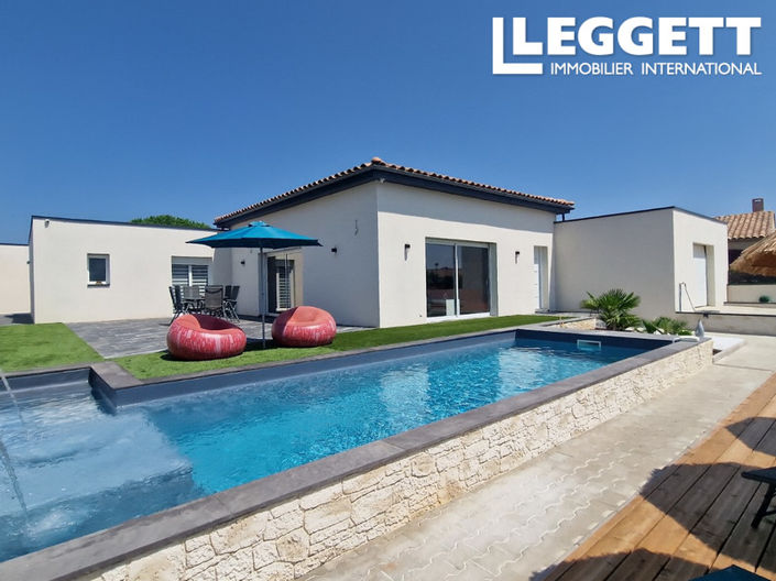 Image No.1-4 Bed House for sale