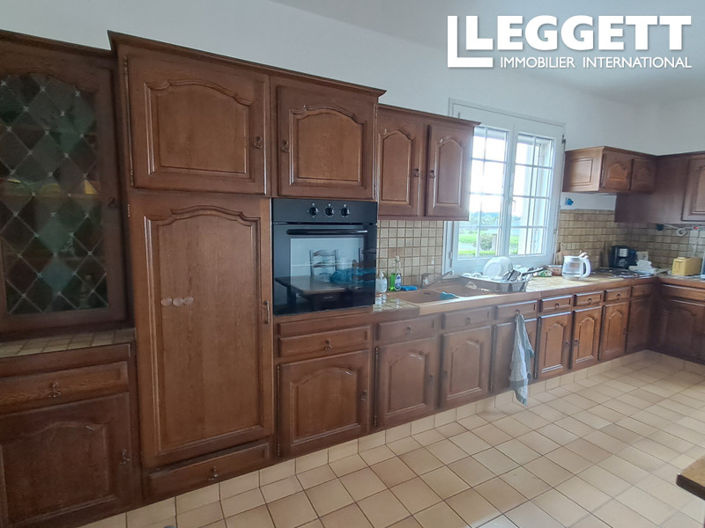 Image No.4-5 Bed House for sale