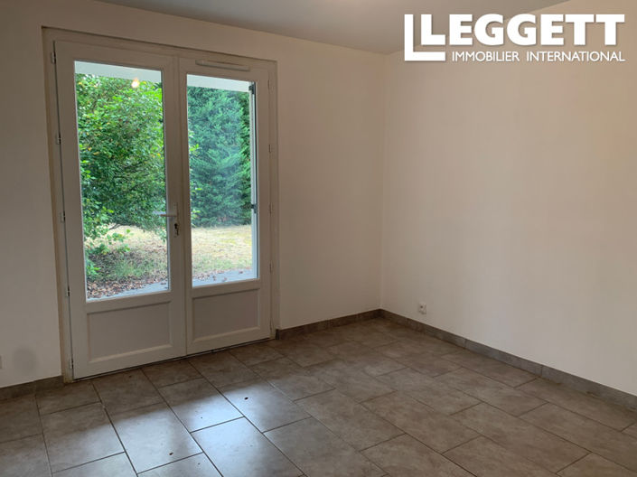 Image No.6-4 Bed House for sale