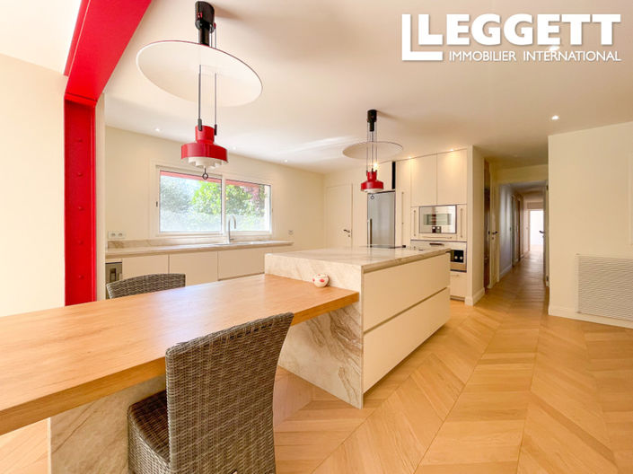 Image No.5-Maison de 4 chambres à vendre à Grasse