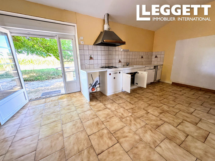 Image No.9-3 Bed House for sale