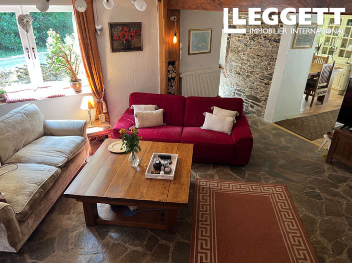 Image No.6-2 Bed House for sale