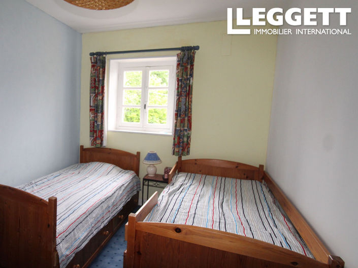 Image No.8-3 Bed House for sale