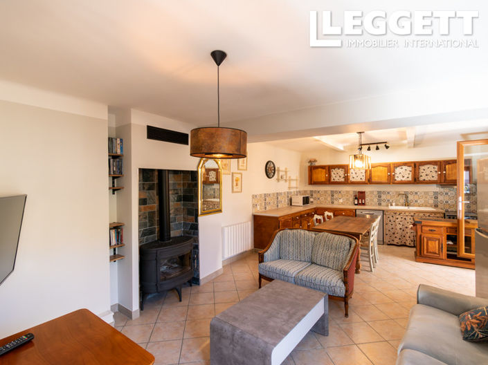 Image No.2-2 Bed House for sale