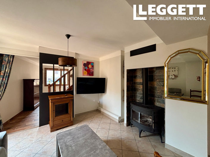 Image No.7-2 Bed House for sale