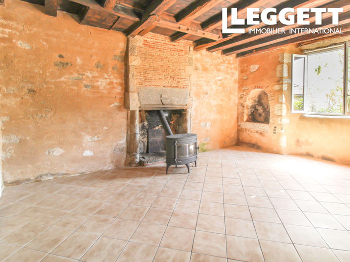 Image No.2-4 Bed House for sale