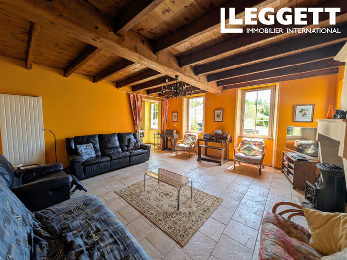 Image No.6-4 Bed House for sale